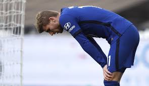 Werner is an absolute beast he never disappoints me in the most important situations, he is very good in front of goal and can really trouble the. Fc Chelsea Frau Von Thiago Silva Attackiert Timo Werner
