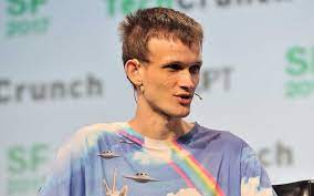 Founder of ethereum vitalik buterin in london, england, 2015 © afp / john phillips. Vitalik Buterin Just Got Blocked By Billionaire Magazine On Twitter Here S Why It S Completely Normal Blockpublisher