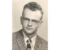 Colin Sampson's Instagram, Twitter & Facebook