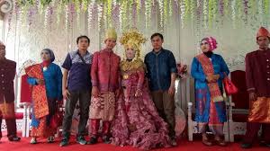 Upacara adat perkawinan masyarkat melayu deli. Filosofi Punjung Dalam Syarat Adat Pernikahan Masyarakat Melayu Sumatera Selatan Apero Fublic