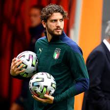And you can understand why since locatelli has been a reported juve transfer target for. A I5dvekhdoggm