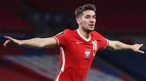 Having started his youth career at sokół drawsko and fortuna wieleń, it was with warta poznan where he was finally seen by lech poznan scouts and. Who Is Jakub Moder Things To Know About The Polish Midfielder