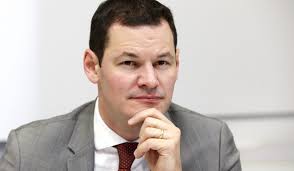 Also learn how he earned most of networth at the age of 42 years old? Les Zones D Ombres Du Sejour De Pierre Maudet A Abu Dhabi Le Courrier