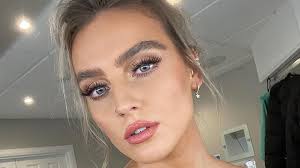 Jesy nelson on leaving little mix, her mental health and new solo music. Plant Little Mix Sangerin Perrie Edwards Etwa Solo Projekt Promiflash De