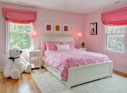 It is a bit safer to enjoy a close association with either a grizzly or a black bear from the confines of your home than out in the wild. Teddy Bear Decoration Ideas Photos Houzz