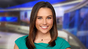 Elizabeth Harner's Instagram, Twitter & Facebook