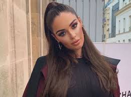 Les avocats de la star, mise en examen pour tentative. Nabilla Sur Le Point De Craquer Avant La Naissance De Bebe