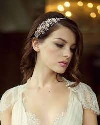 24 Fabulous Vintage Wedding Hair Accessories For A Glam Bride Weddingsonline Wedding Hair Accessories Vintage Bride Hair Accessories Wedding Hair Accessories