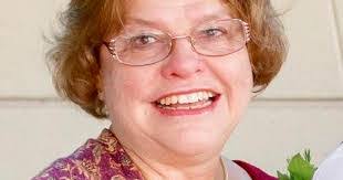 Joyce Tant's Instagram, Twitter & Facebook