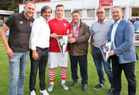 Nach dem abpfiff im stadion ist michael wurst bei „the voice of germany am start. Vfl Bochum Und Fc Barnsley Am Badeweiher Werner Arndt