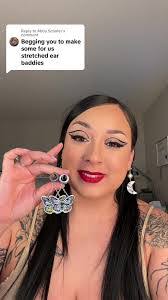 Abby Schafer's Instagram, Twitter & Facebook