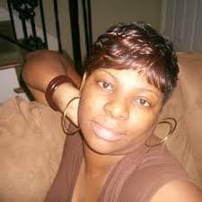 Denise Singleton (@niecyd33)