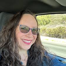 Who exercise at home and who exercise at a gym