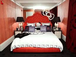 I Want This Bed Settt I Don T Think My Future Husband Would Ever Allow It Tho P Hello Kitty Bedroom Hello Kitty Rooms Hello Kitty Bedroom Decor