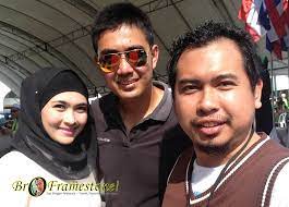 Keikhlasan jadi pegangan.biar pun penuh cabaran akan ku lalui dgn penuh kesabaran dan semoga cabaran menjadi motivasii untuk terus melangkah. Wan Aishah Wan Nawawi Generasi Ketujuh Mahsuri Wan Aisha Flickr