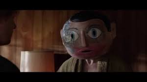 Frank Official Trailer When I Saw The Poster Pic I Thought This Was A Scary Movie But Turned Out To Be One Really Good Movies Scary Movies Michael Fassbender