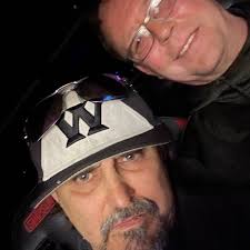 How to handle buyers who don't show up or respond after committing to  purchase