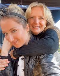 Reel by Maria Elena Mac Clure (@gorita_7) · November 22, 2024