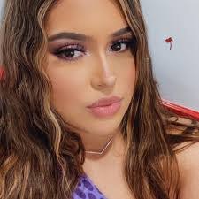 Jennifer Tinoco's Instagram, Twitter & Facebook