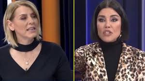 Deniz Akkaya Canli Masadan Ayrildi Mi Deniz Akkaya Instagram Paylasimlari