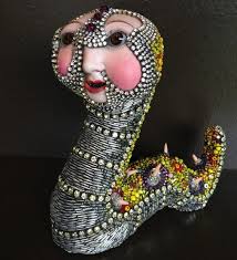 Betsy Youngquist tells The Arty Teacher about Playing with Dolls Heads &  Humpty Dumpty