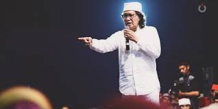 Kebingungan dalam mencari untaian kata cinta ? 34 Kata Kata Cak Nun Motivasi Kehidupan Dengan Makna Mendalam Merdeka Com