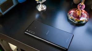 Sony Xperia L4, review: a solvent ...