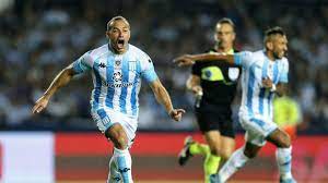La academia derrotó a independiente por 2 a 0 en el tita mattiussi con goles de menéndez y de otazú. Racing Vs Independiente Racing Consigue El Milagro Vence A Independiente Con Nueve Jugadores Marca Claro Argentina