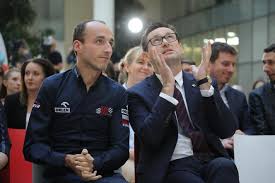 11, w domu był sam. Prezes Pkn Orlen Daniel Obajtek Wyjasnia Jak Namowil Roberta Kubice Na Sciganie W Dtm Super Express