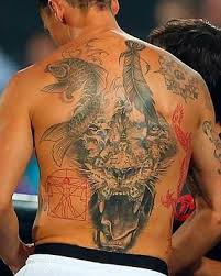 Zlatan ibrahimovic was born in the year 1981 on 3rd of october and his birthplace is malmo of sweden. Man Utd S Zlatan Ibrahimovic Shows Off Amazing Back Tattoo Express Digest