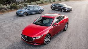 Kakitangan terlatih dalam protokol keselamatan. Susah Sebenarnya Nak Buat Kereta Mekanika