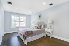 I just painted my bedroom bm shoreline #1471 with bm white on the trim. My Favorite Shades Of Gray