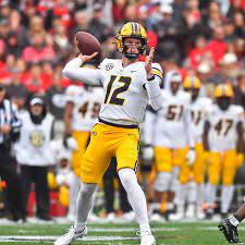 It S Time For Brady Cook But Does Eli Drinkwitz See It That Way Rock M Nation