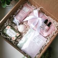 что подарить подруге на др 15 лет своими руками Pin By Lenactivity On Cajas De Regalo Gifts Mason Jar Gifts Birthday Gifts