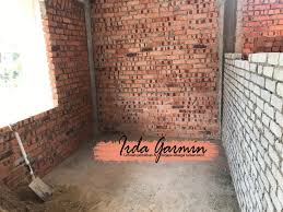 Bab ii tinjauan pustaka bata merah merupakan salah satu bahan material sebagai bahan pembuat dinding. Diari Rumah Batu Merah Vs Batu Putih