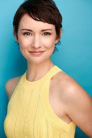 Dina Rivera's Instagram, Twitter & Facebook