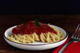 Diese Tomatensosse Wird Dein Leben Verandern Du Brauchst Nur 3 Zutaten Und 45 Minuten Zeit Rezept Fur Die Tom Tomatensosse Rezepte Nach Zutaten Nudeln Mit Sosse