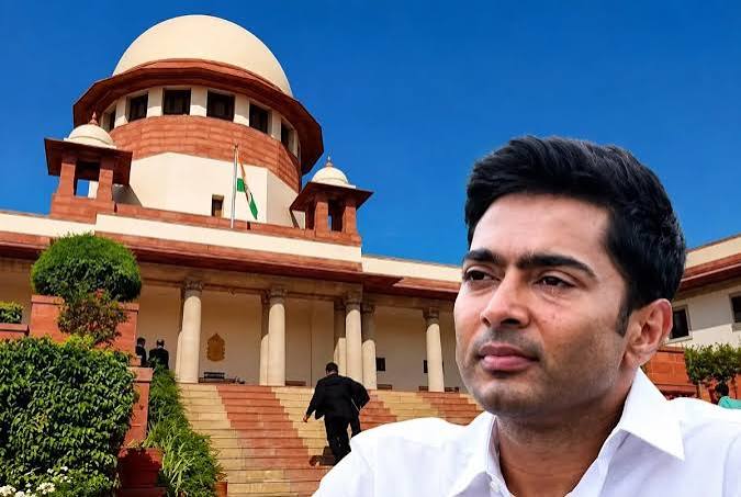 ক্যামাক স্ট্রিটে অভিষেকের অফিসে বিলবোর্ড খোলা নিয়ে হাইকোর্টে ধাক্কা, এবার সুপ্রিম কোর্টে কালীঘাট শিবির | Abhishek Banerjee Camac Street Billboard Row: TMC Moves Supreme Court