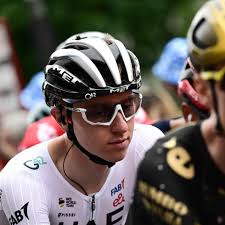 Vingegaard-Pogacar, duelo insólito en la cima del Tour de Francia