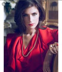 Tutti i segreti dell'ex miss italia. Anna Valle Biografia Eta Altezza Peso Figli Marito E Vita Privata Spettegolando