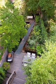 Earth Inc In Toronto A River Runs Through It Remodelista Garden Design Backyard Small Garden Design