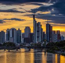 Mit dem wenigsten geld muss man in burundi auskommen. Die Angst Dass Zombieunternehmen Auch Banken Zerstoren Welt