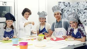 Aún estás a tiempo de participar en el suculento programa propuesto por sesé sanmartín, directora de la escuela de cocina telva. Vuelven Los Campamentos De Verano A La Escuela De Cocina Telva Telva Com