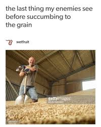 I Just Realized This Pic Is Probably Weird To A Lot Of People But Like It S Just A Silo For Grain Most People Have Never Been In Tumblr Funny Laugh Haha