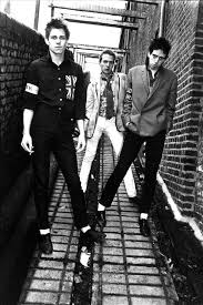 Black Bands Of The 70s The Clash Music Biography Credits And Discography Allmusic British Punk The Clash Punk Music
