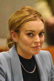 Qué se hizo Lindsay Lohan en el rostro?