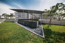 Study a course at the university of law. Universities The Global Scholars