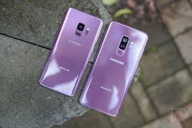 6 Smartphone Memukau Ini Cocok Buat Si Pecinta Warna Ungu Elegan