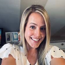 Amanda Polich's Instagram, Twitter & Facebook