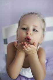 البراءة cute kids نقدم لكم في هذا التطبيق عددا كبيرا من صور برائة الاطفال وخلفيات بيبي لطيف بجود عالية خلفيات اطف cute little baby precious children cute kids